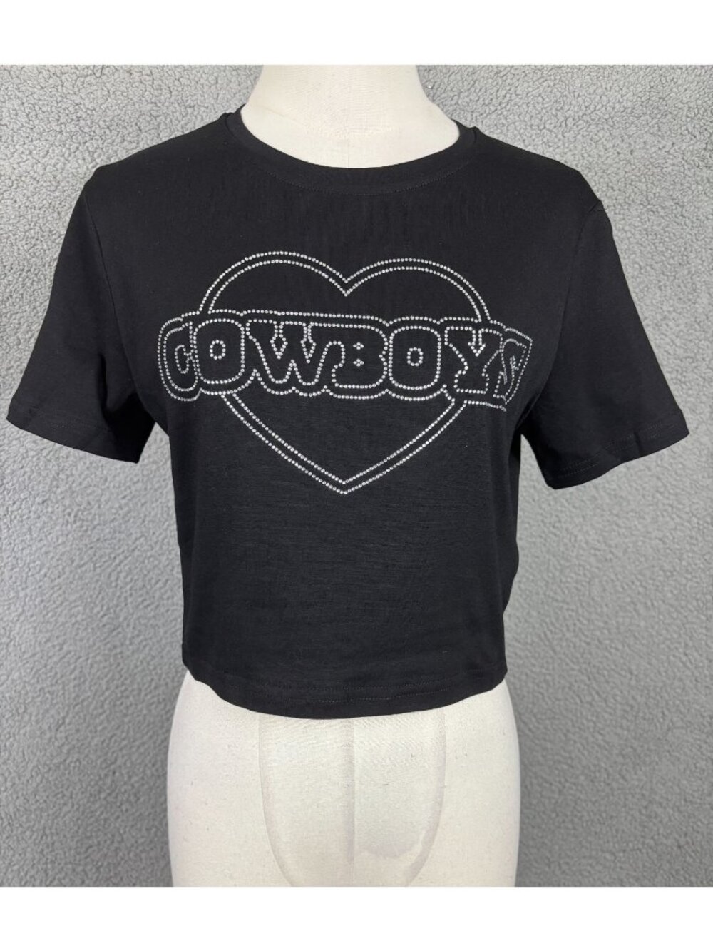 Juniors' Cowboys Rhinestone Heart Black Crop Top Baby Tee -Size Med NWO'Ts.